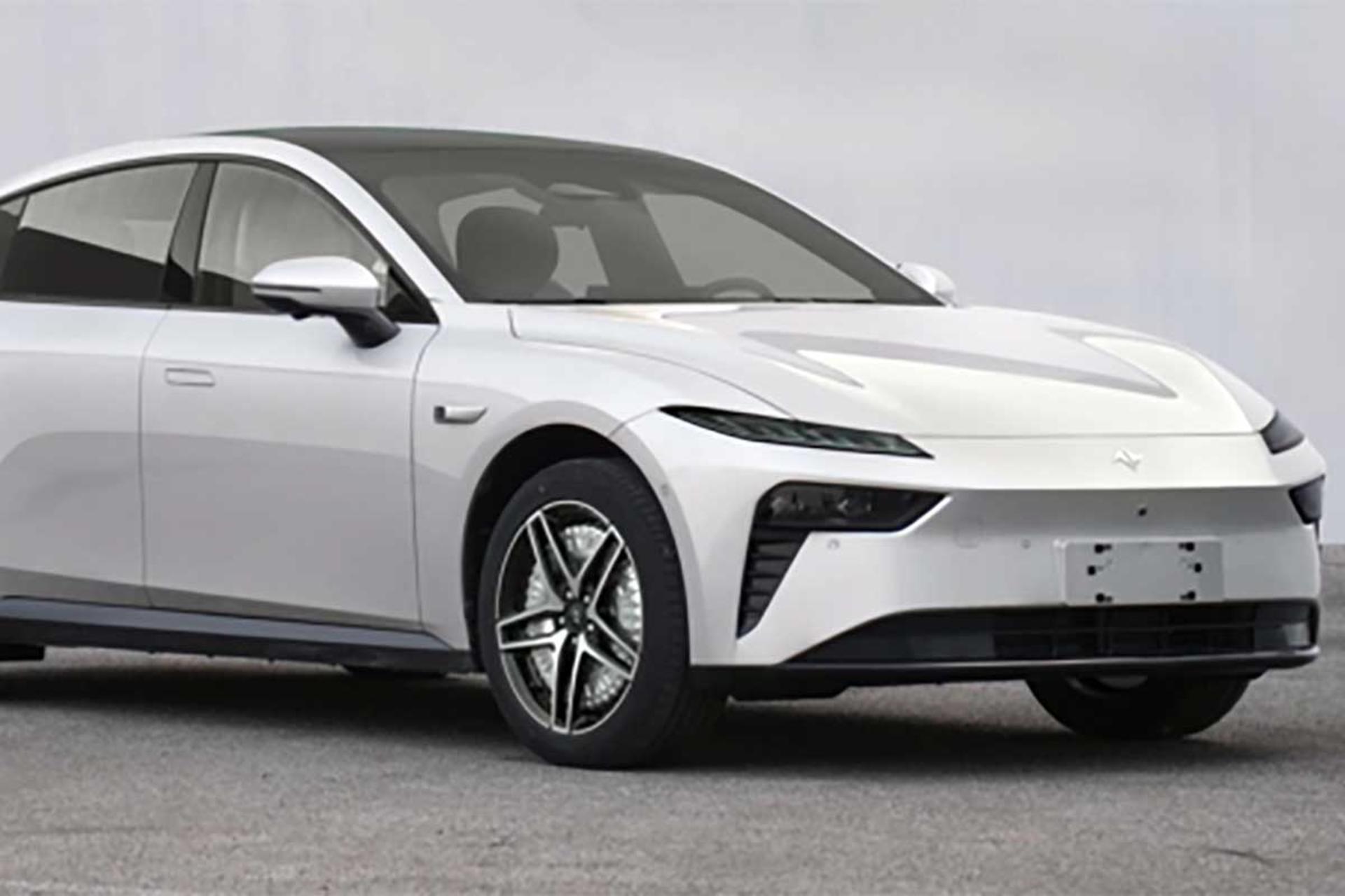 دانگ‌فنگ eπ 007 چهارموتوره