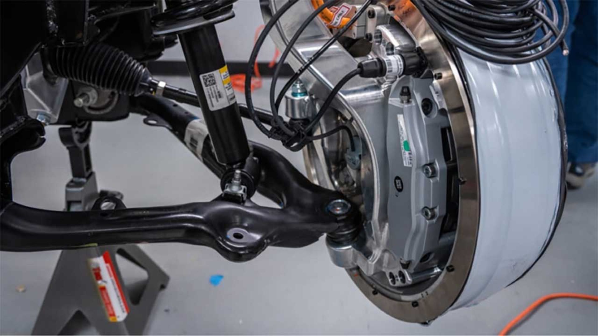 دانگ‌فنگ eπ 007 چهارموتوره