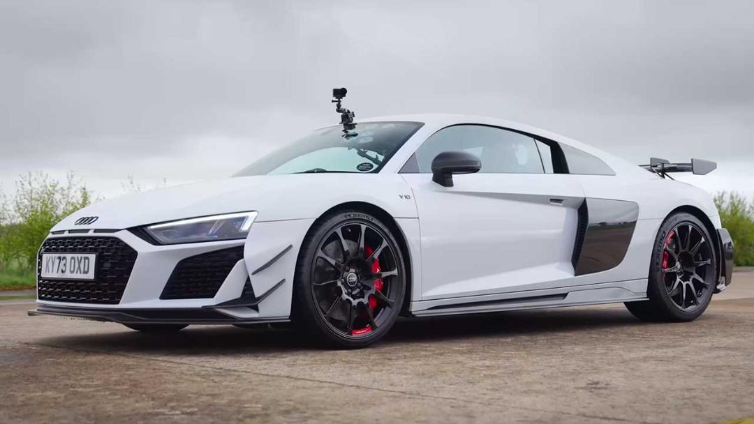 درگ بی‌ام‌و M3 CS و آئودی R8 GT