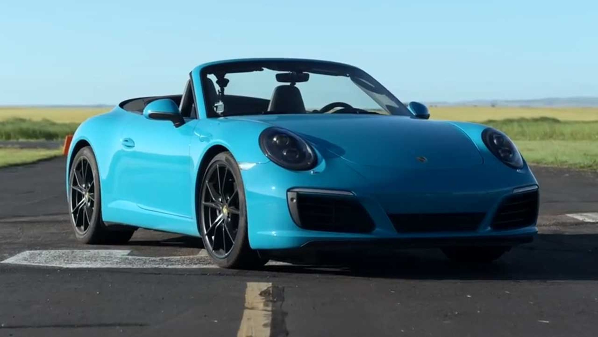 درگ خودروهای اسپرت روباز