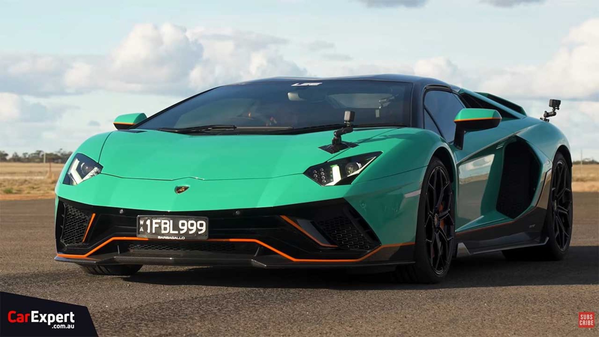 درگ لامبورگینی اونتادور اولتیمائه و مرسدس AMG GT بلک سریز