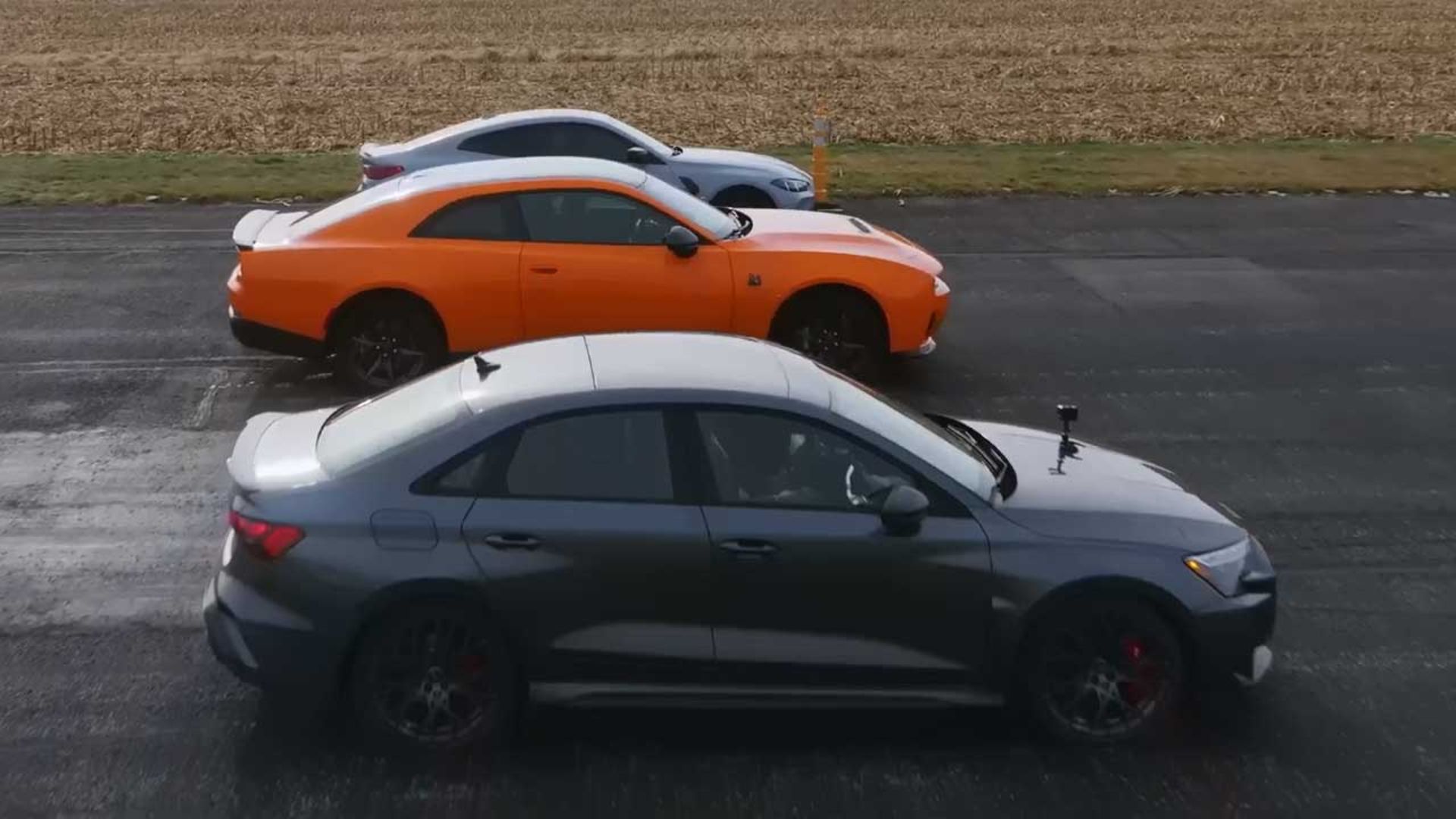 درگ چارجر ب‌ام‌و آئودی