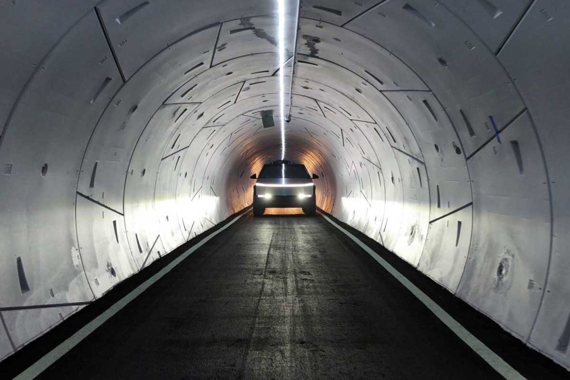 تونل‌های زیرزمینی دبی