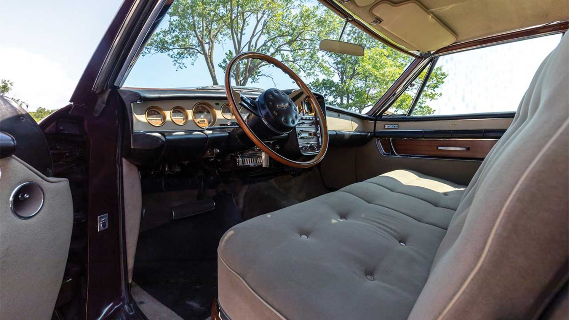 دوزنبرگ مدل D