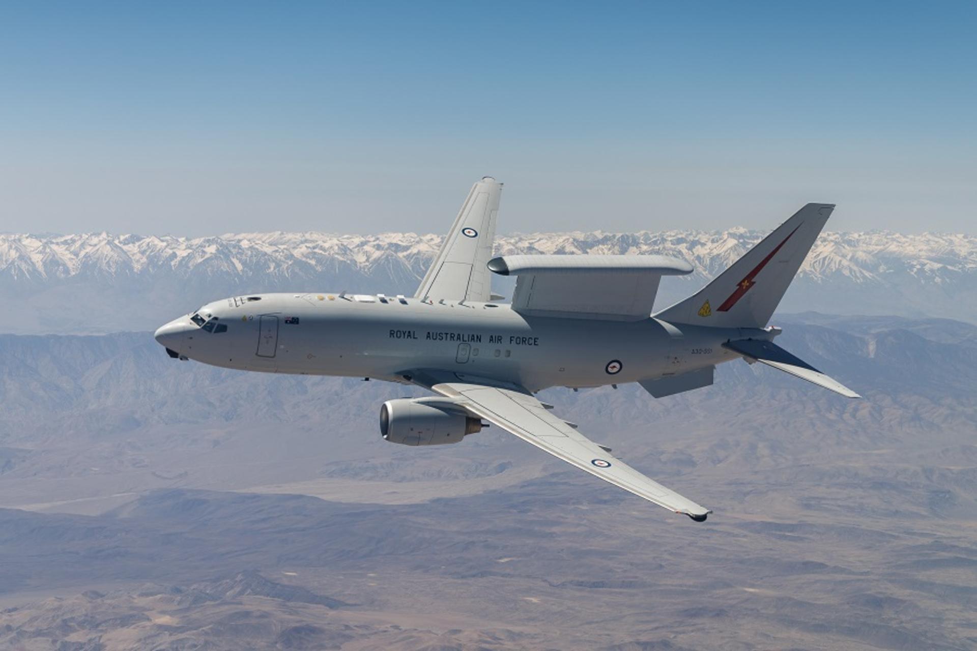 بوئینگ E-7