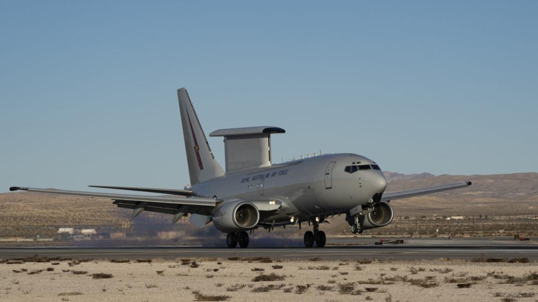 بوئینگ E-7
