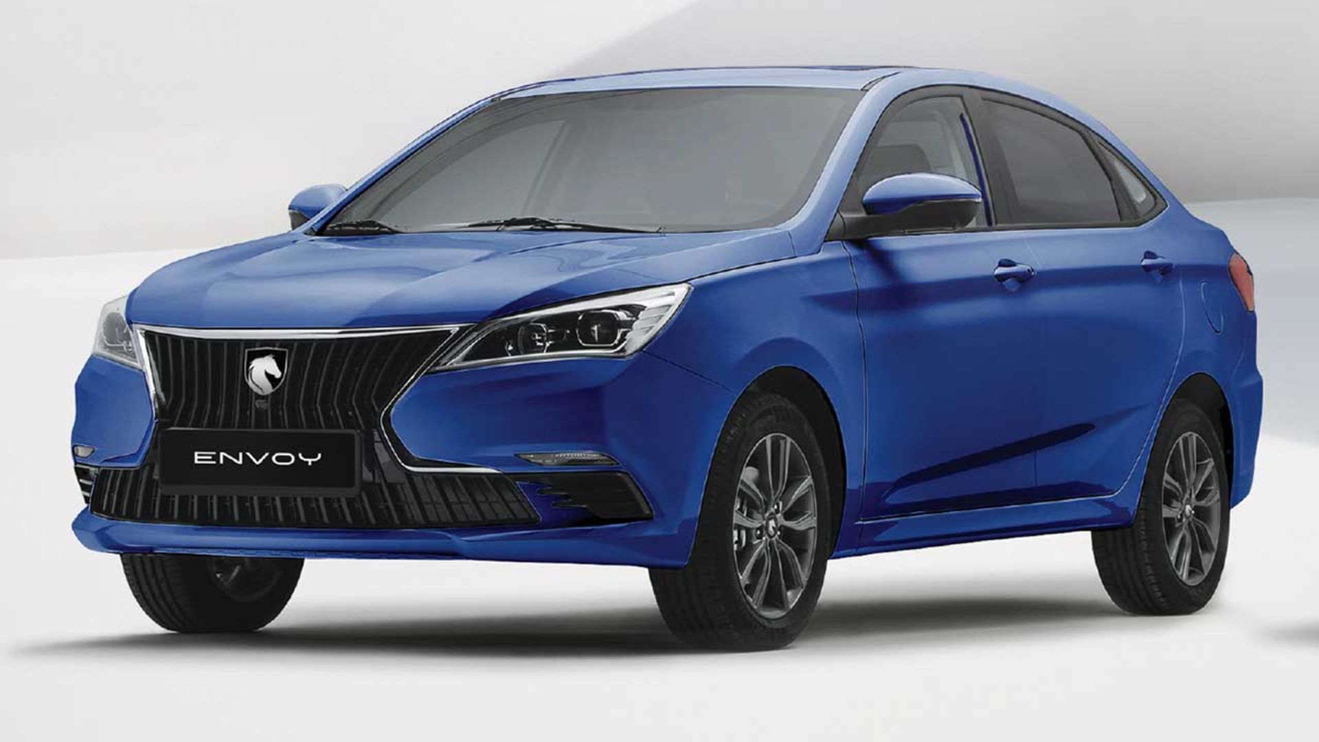 مقایسه اینووی ایران‌خودرو و ایگل کرمان موتور