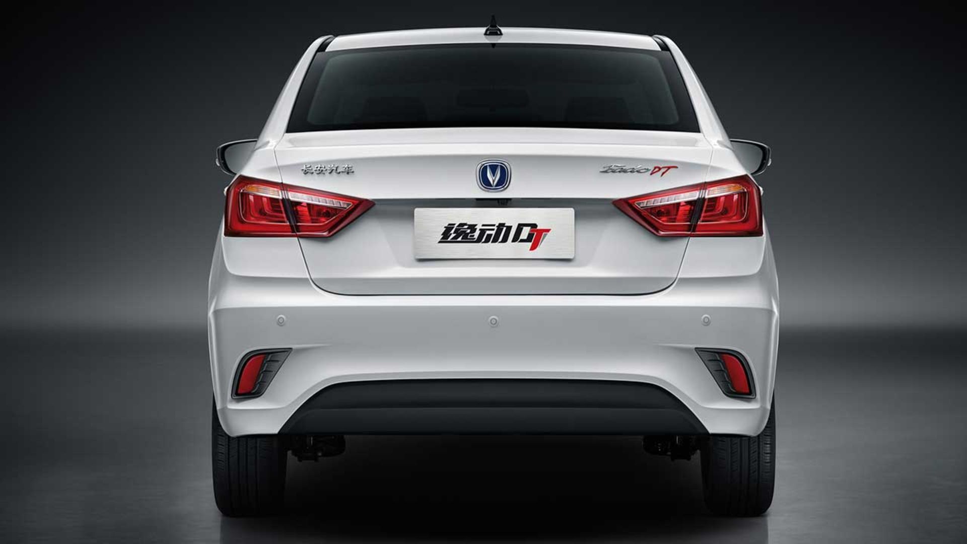 مقایسه اینووی ایران‌خودرو و ایگل کرمان موتور