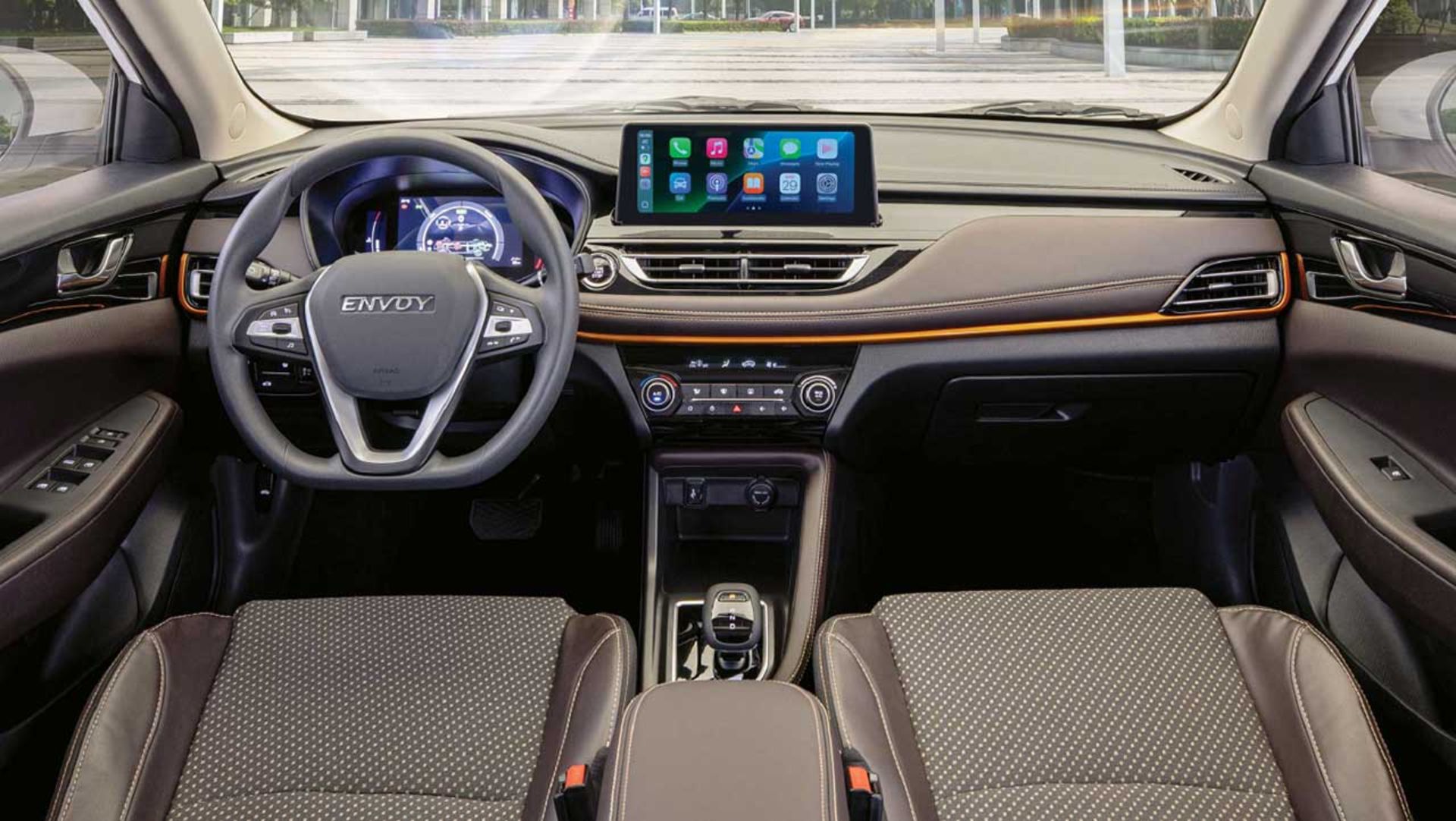 مقایسه اینووی ایران‌خودرو و ایگل کرمان موتور