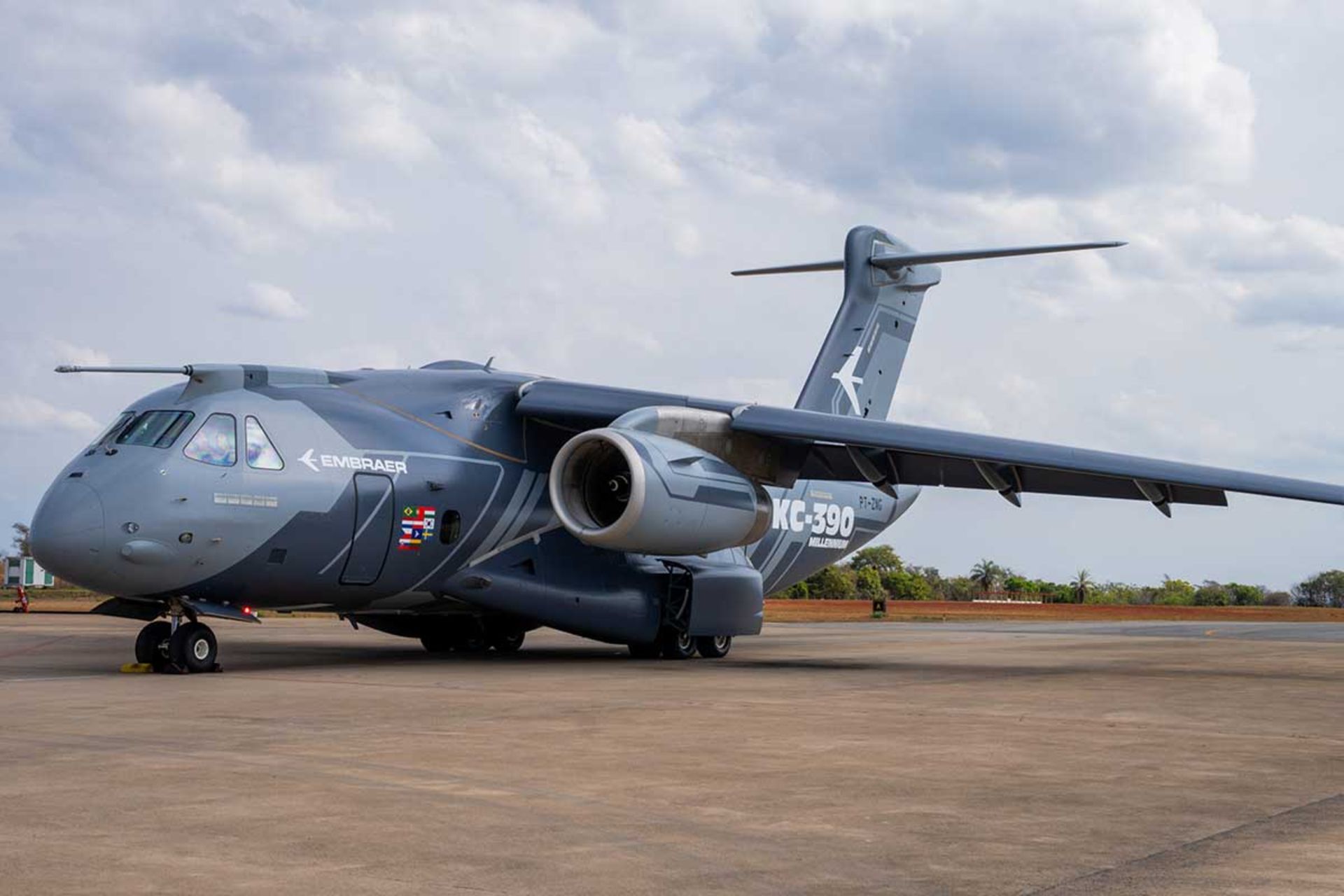هواپیمای سوخت رسان امبرائر KC-390