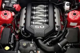 موتور V8 موستانگ
