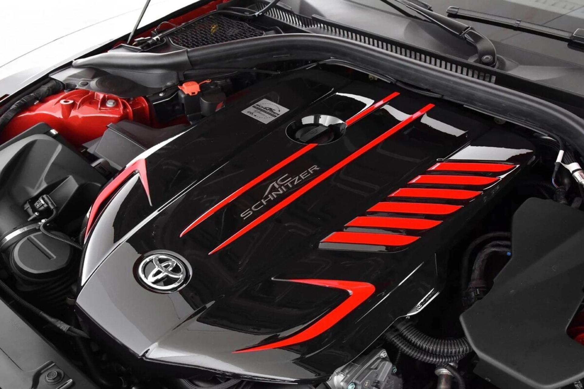 کاور و قاب فیبر کربنی موتور ماشین