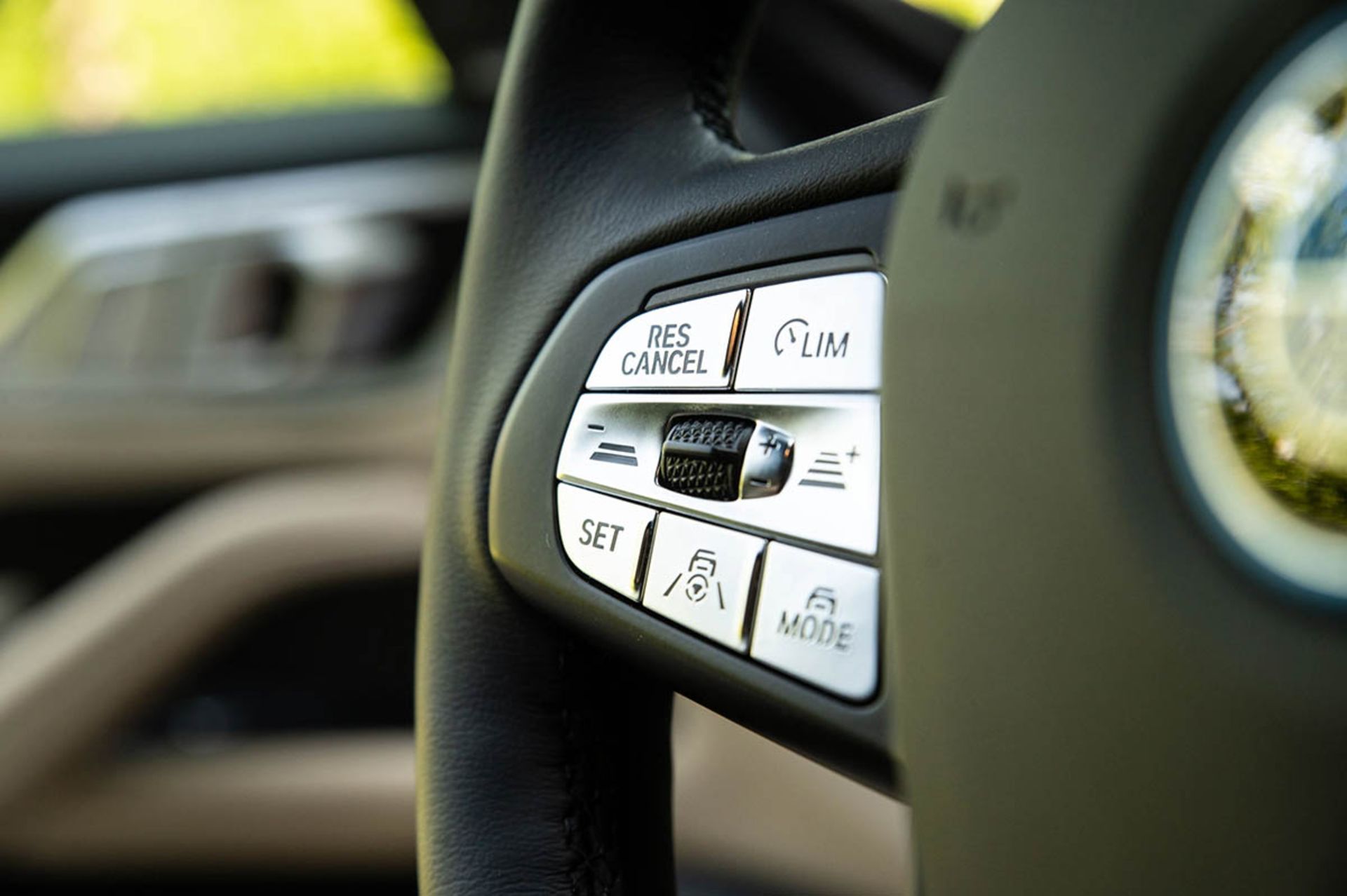 فرمان بی ام و BMW i4