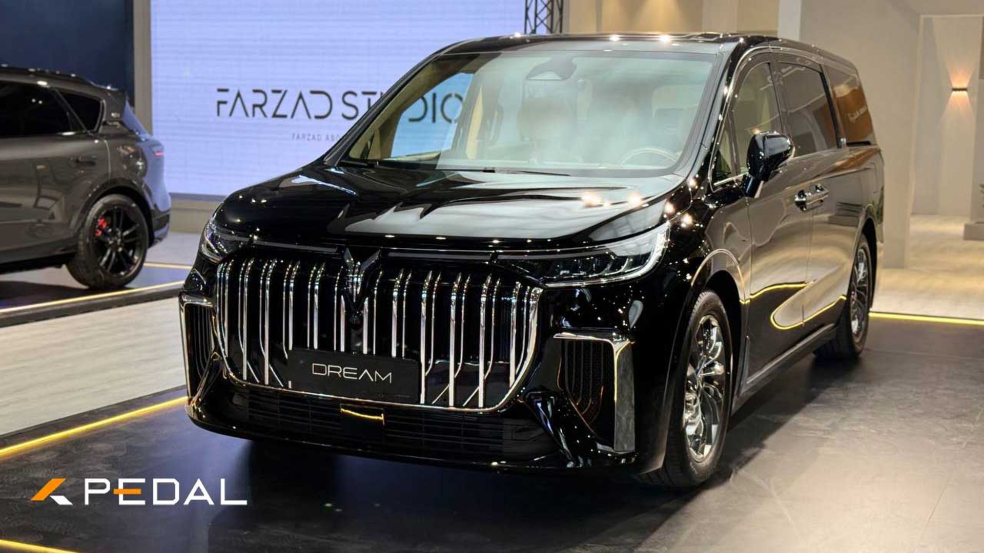 گزارش نمایشگاه خودروی اصفهان 1404