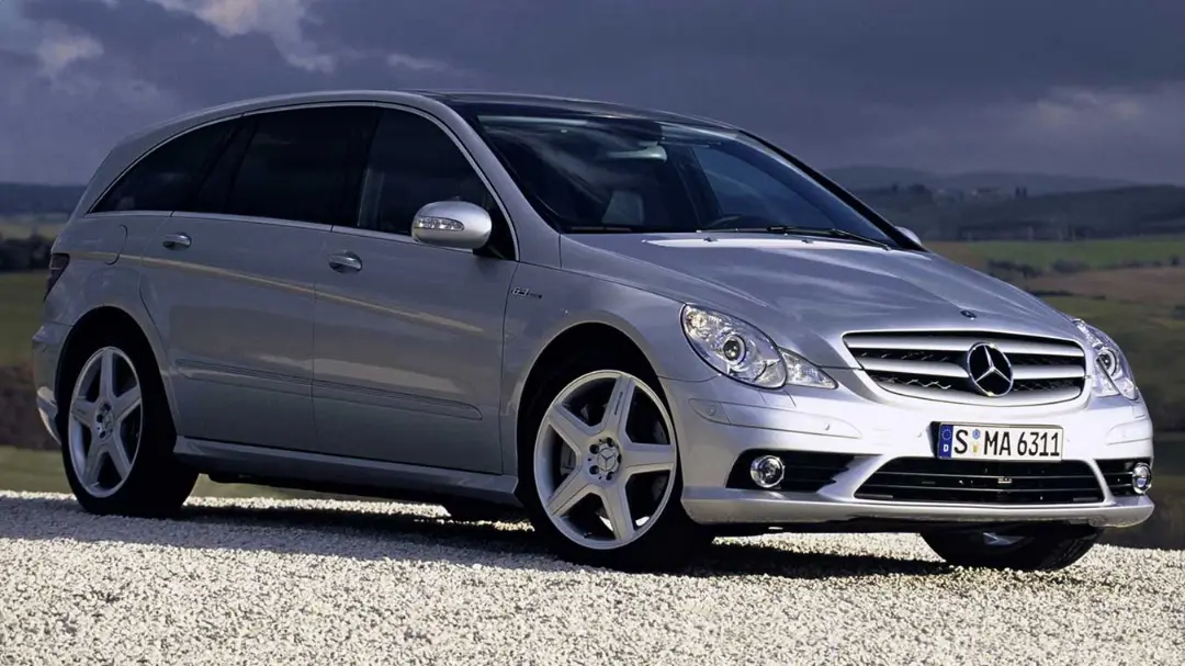 مرسدس بنز R63 AMG