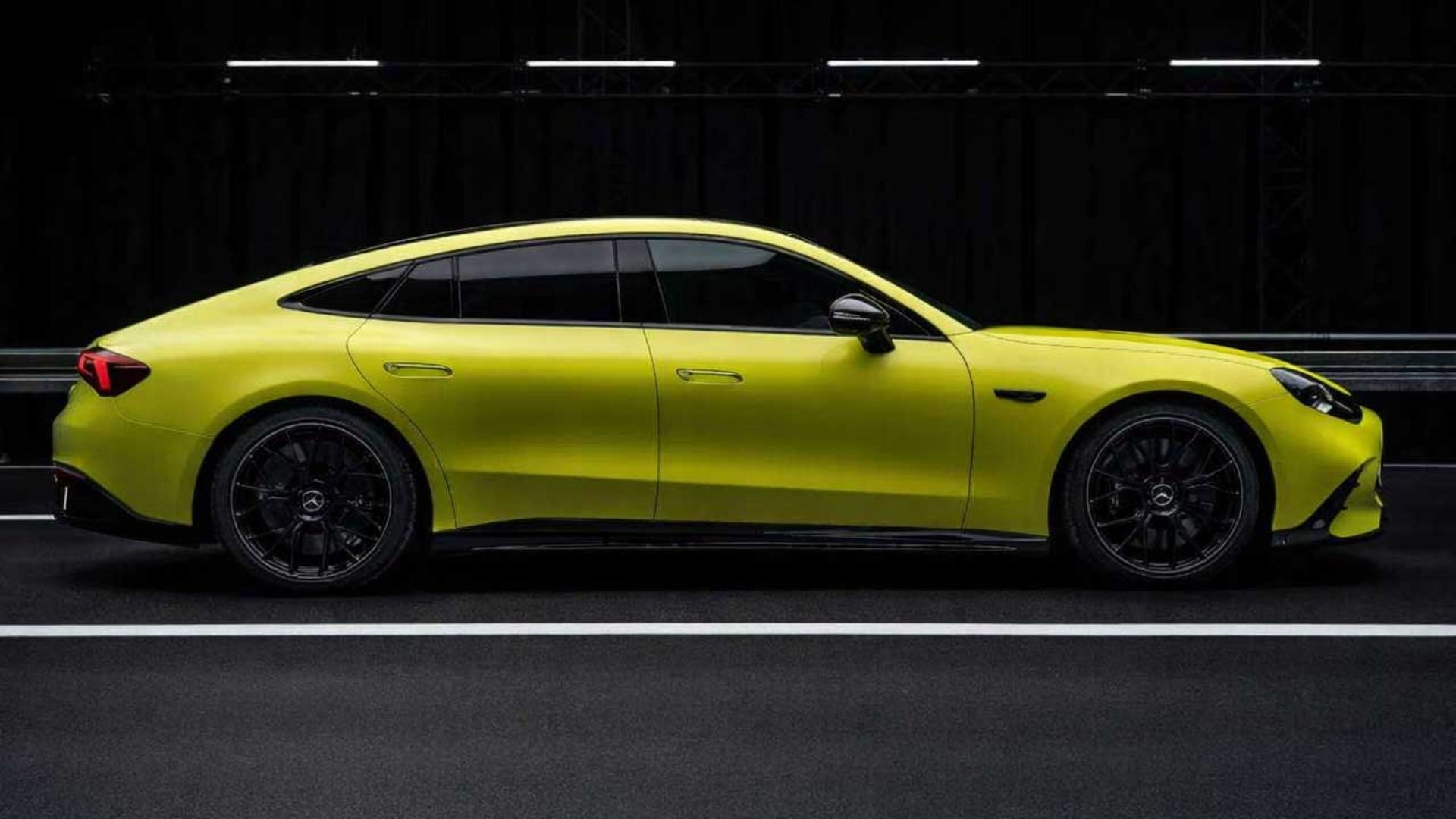 مرسدس AMG GT چهاردر برقی