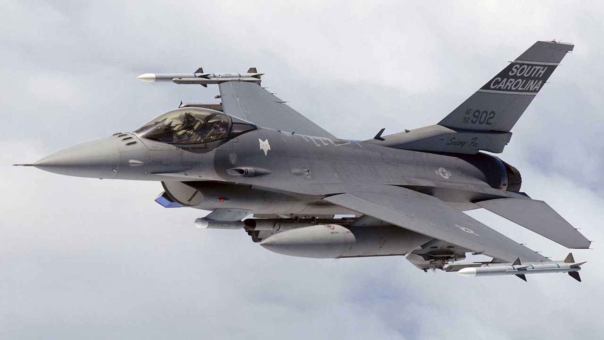 F-16 فالکون