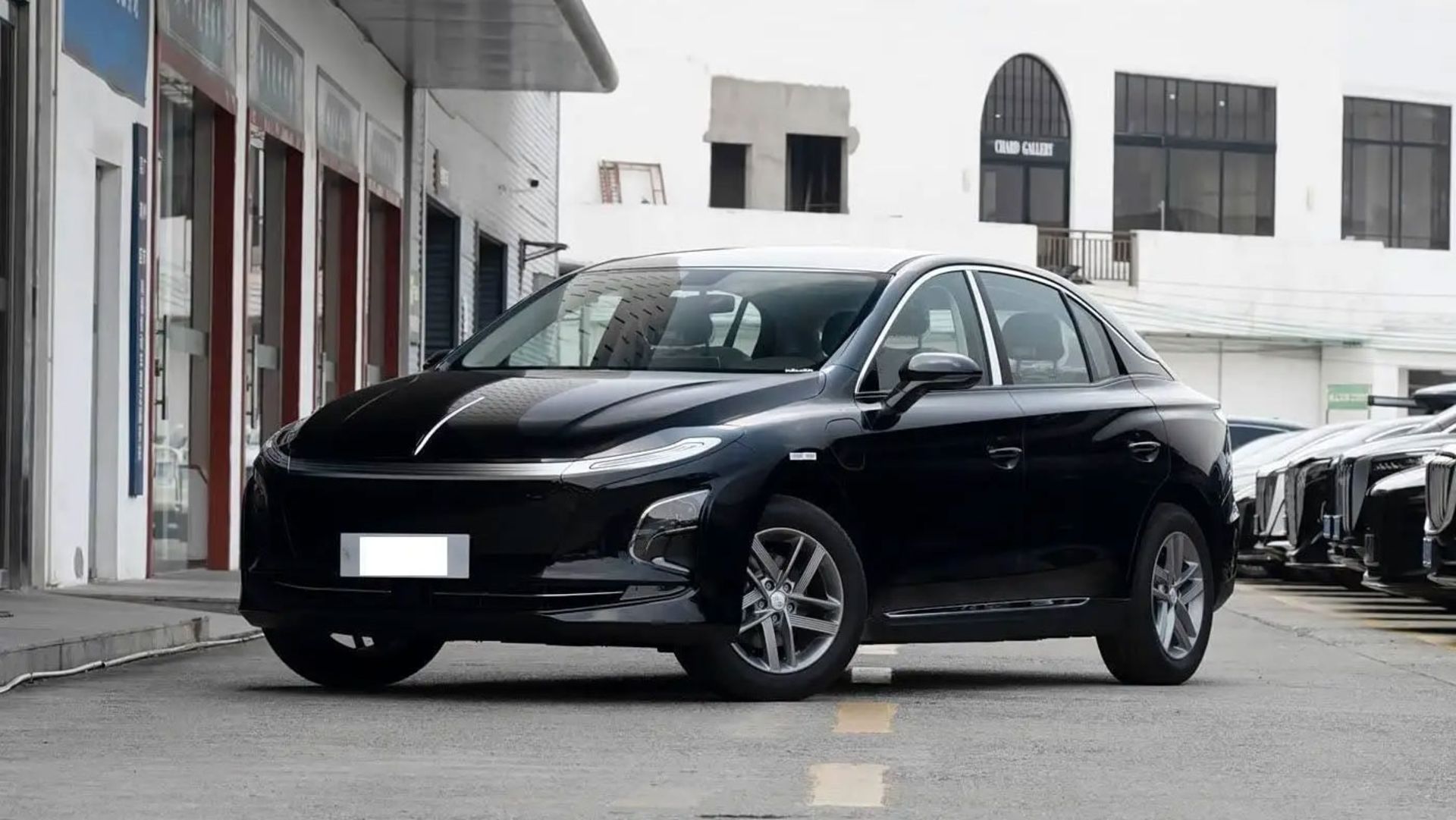 هونگچی E-QM5 برقی جدید