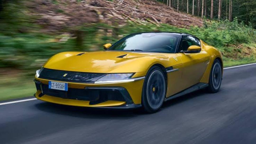 پشت فرمان فراری 12 چیلندری FERRARI 12 CILINDRI!
