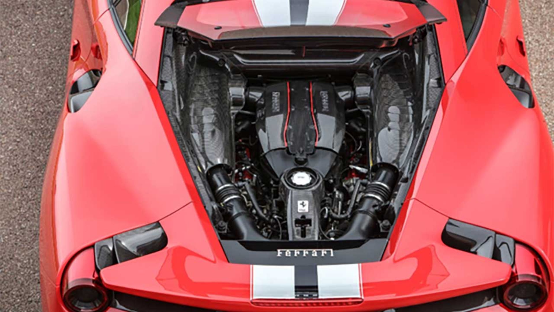 فراری 488 پیستا