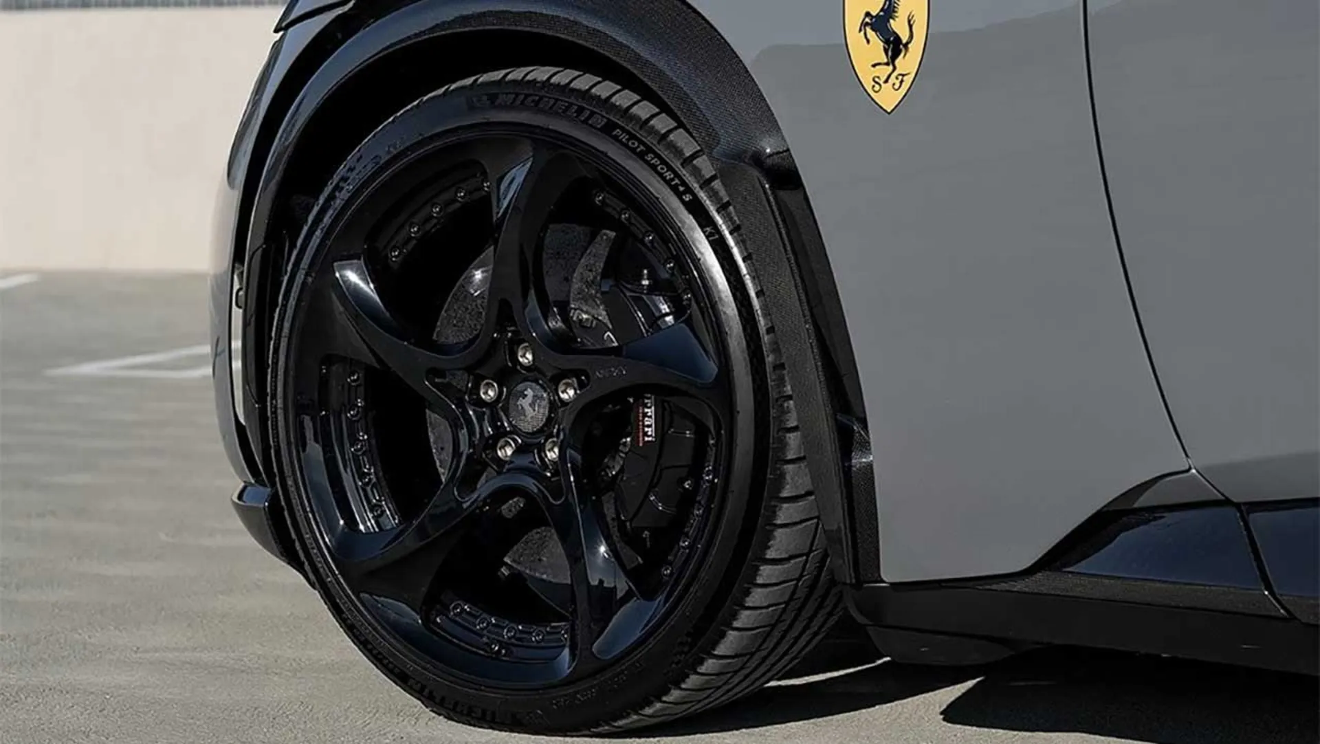 فراری پوروسانگوئه با تیونینگ نوویتک