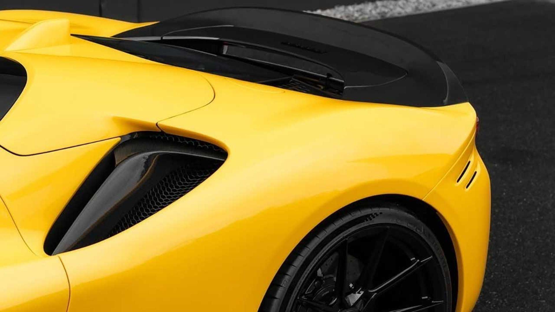 فراری SF90 نوویتک