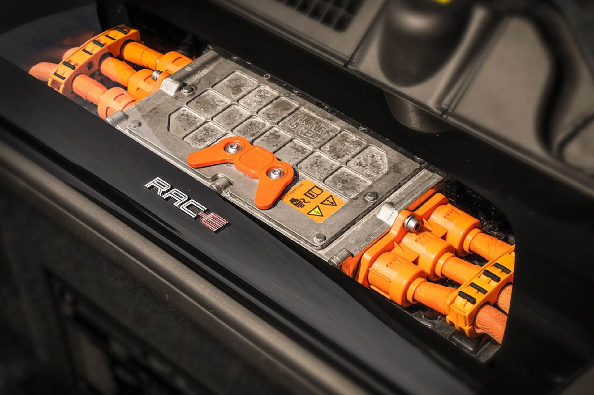 باتری سوپراسپرت فراری برقی