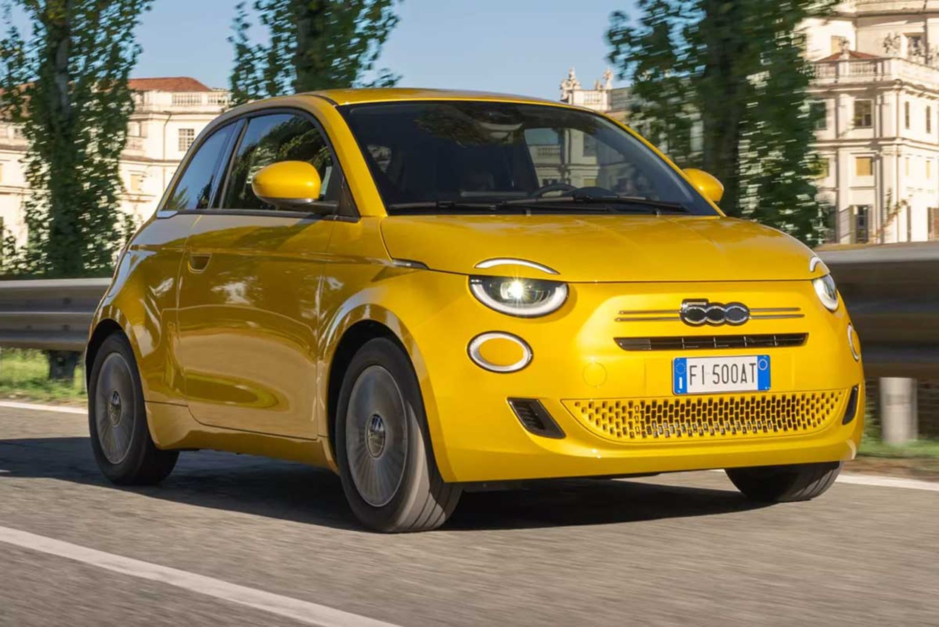 فیات 500 هیبرید
