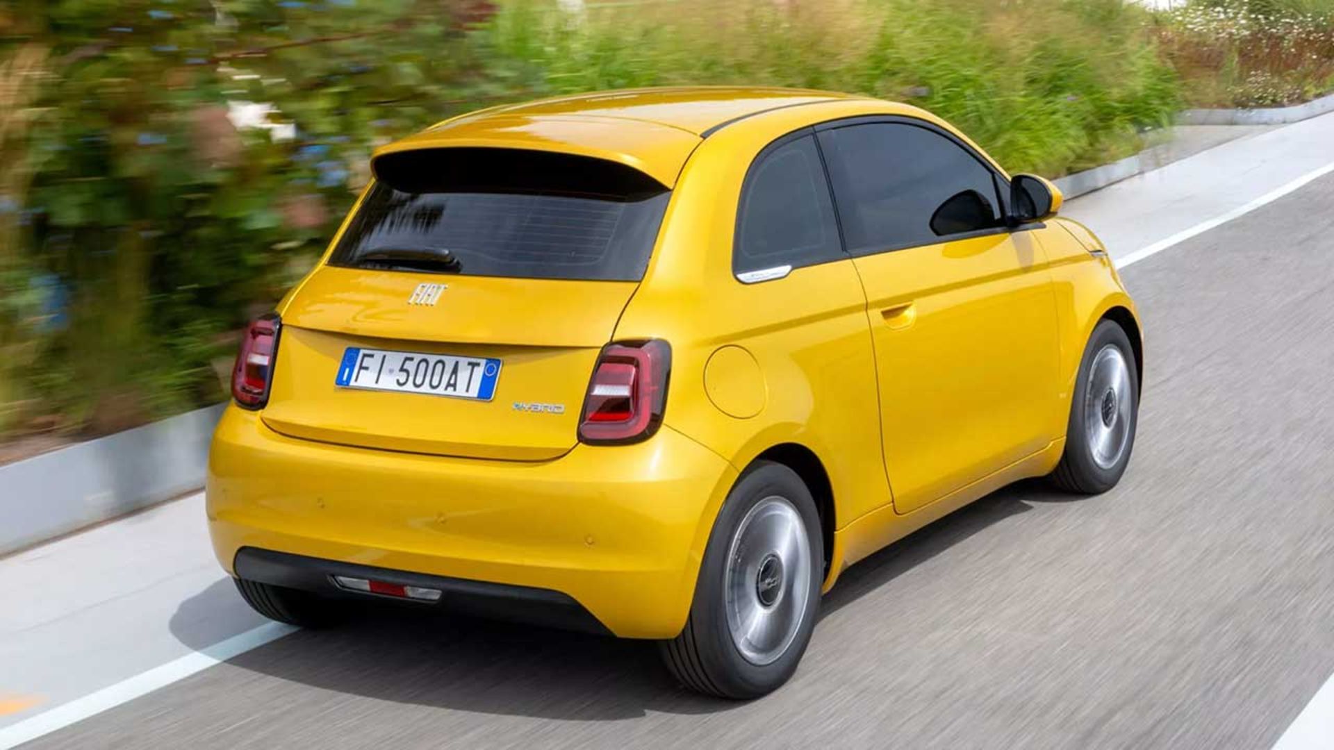 فیات 500 هیبرید