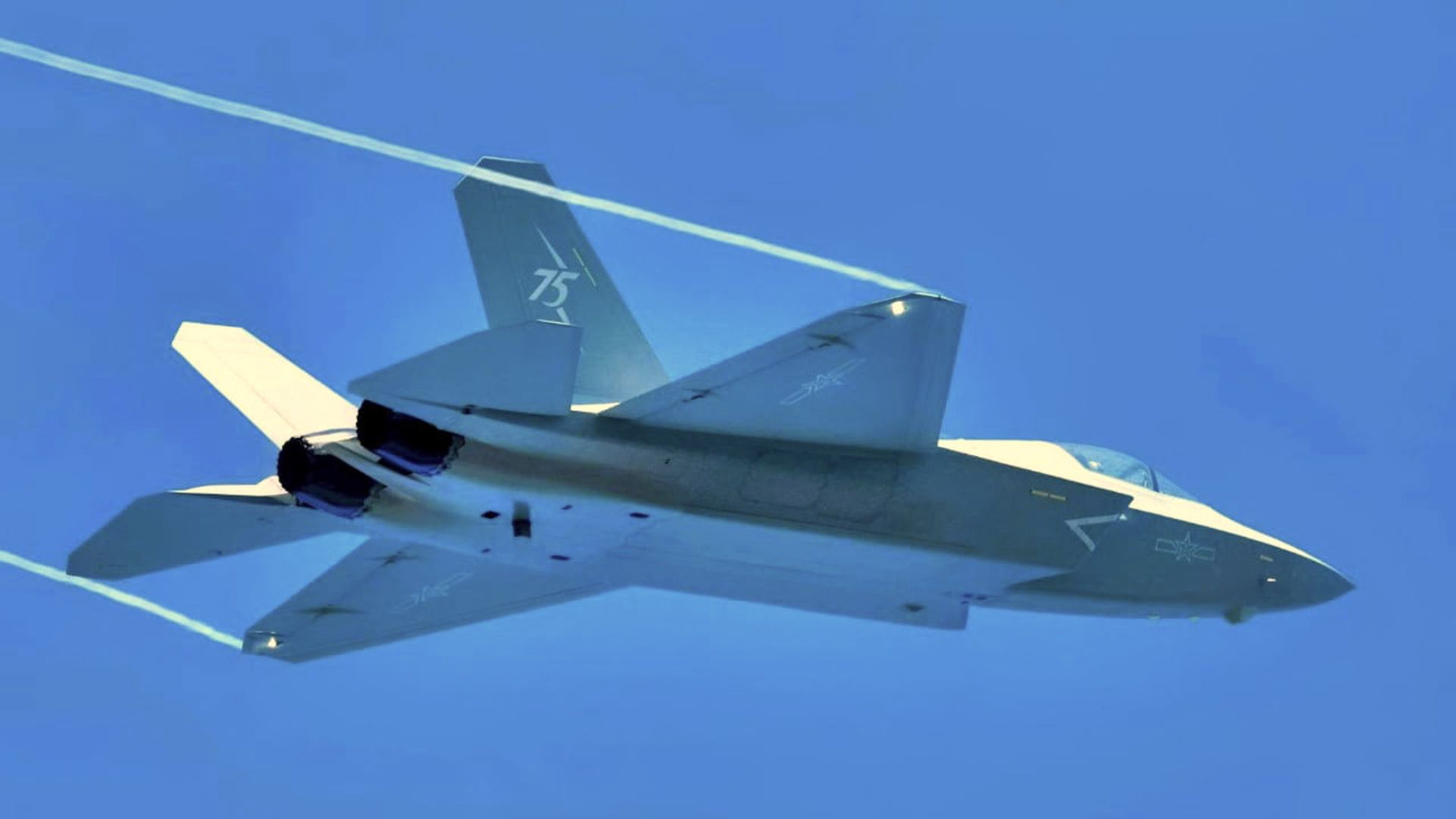 هواپیمای چینی J-35a