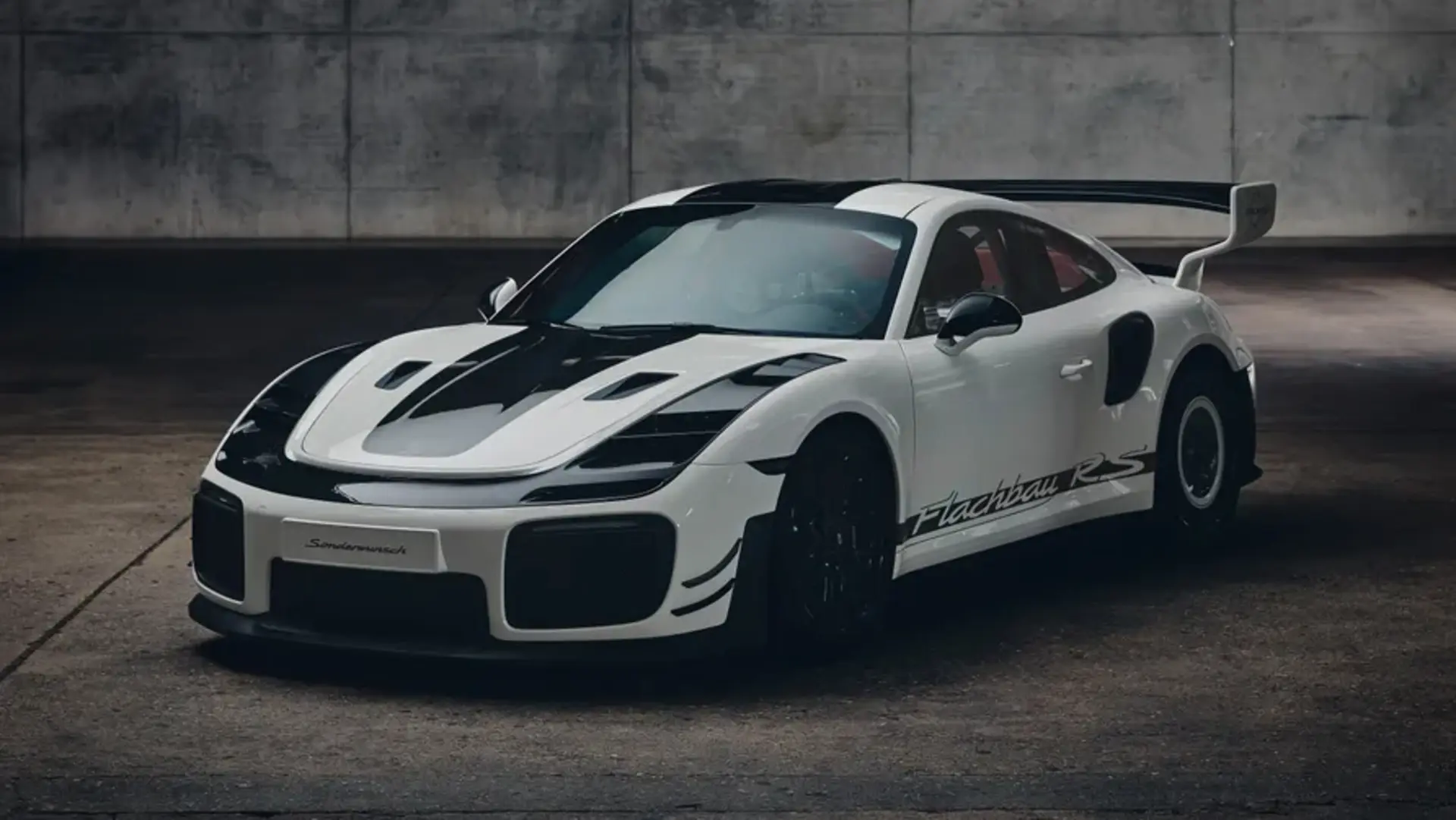 Flachbau RS  Porsche 911 GT2 RS