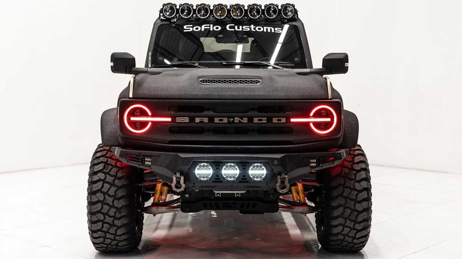 فورد برانکو 6x6