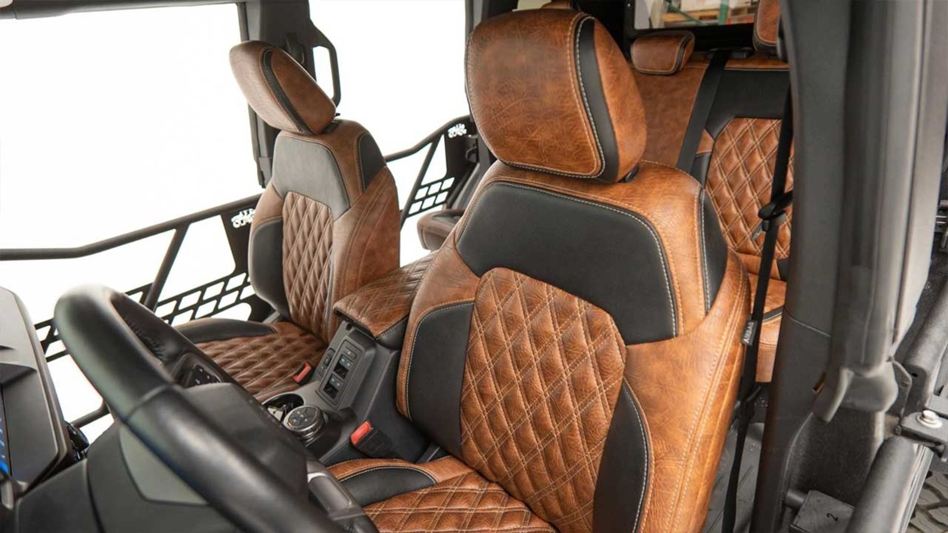 فورد برانکو 6x6