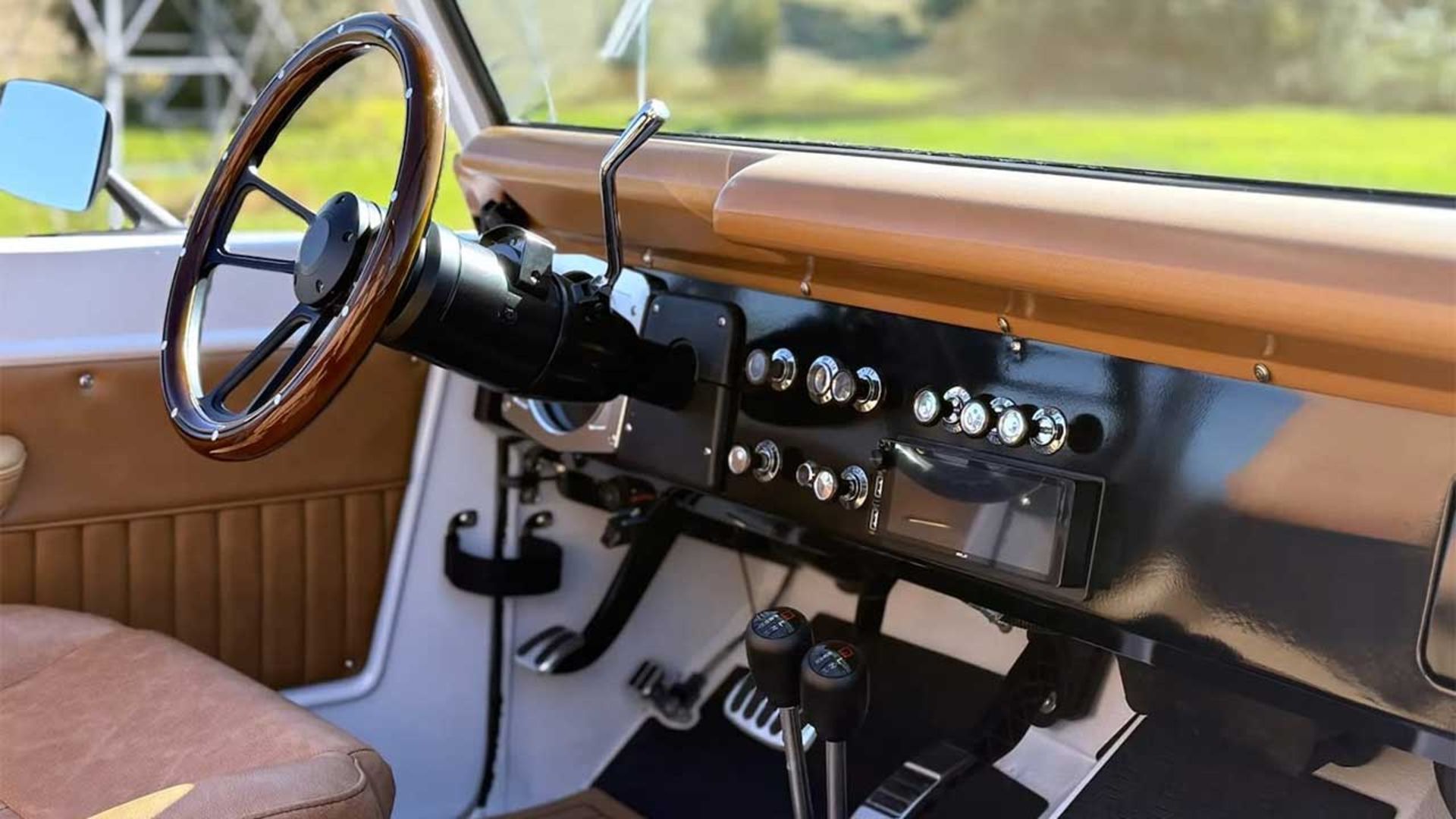 رستوماد فورد برانکو 1969