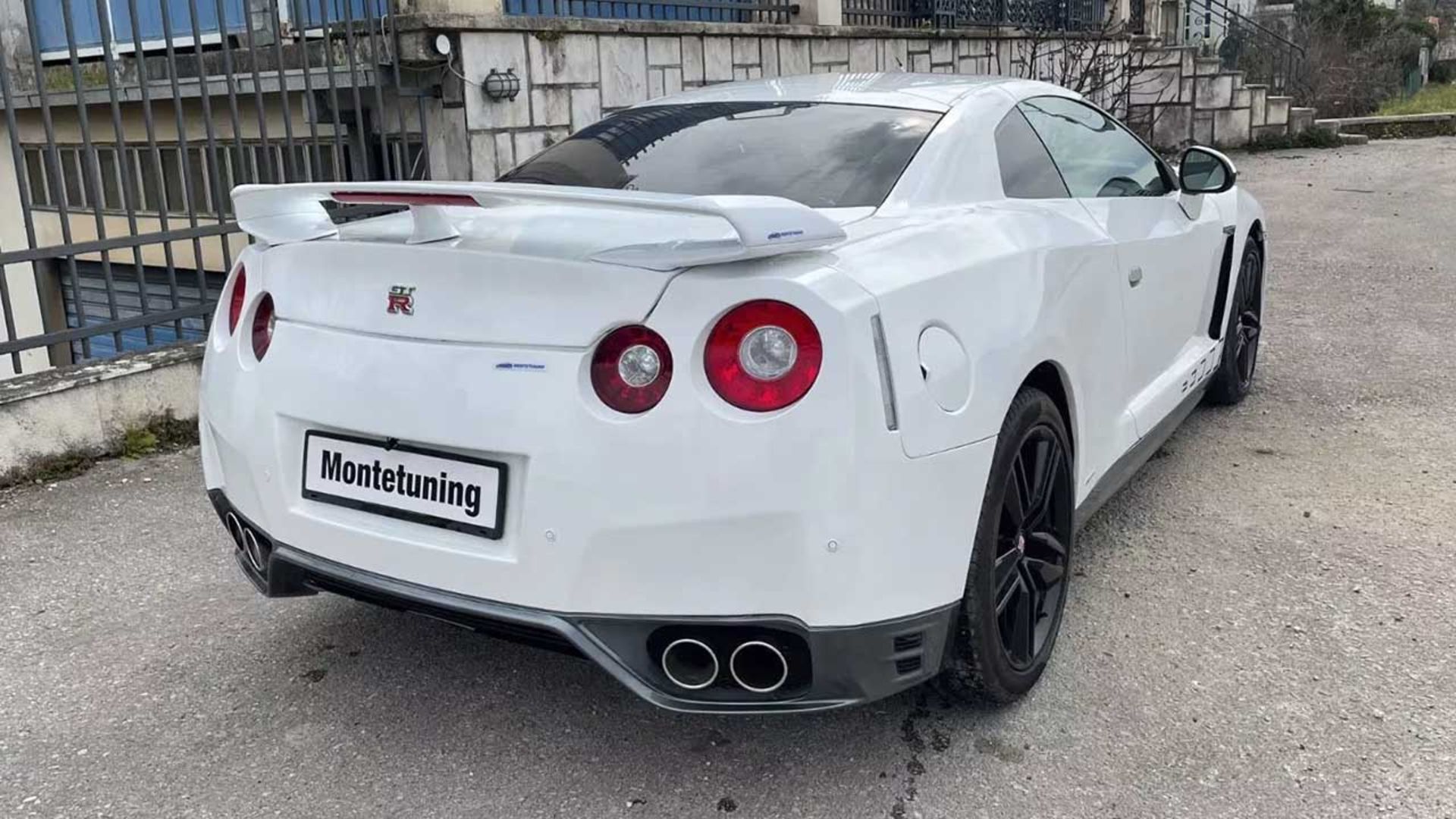 تبدیل فورد کوگار به نیسان GT-R 
