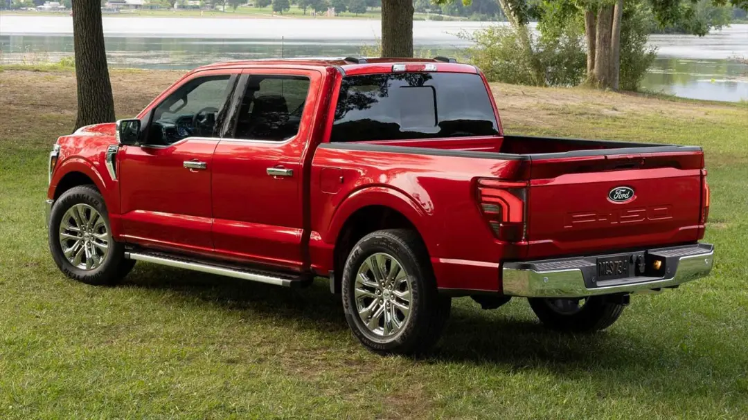 نمای عقب فورد F-150 مدل 2027 