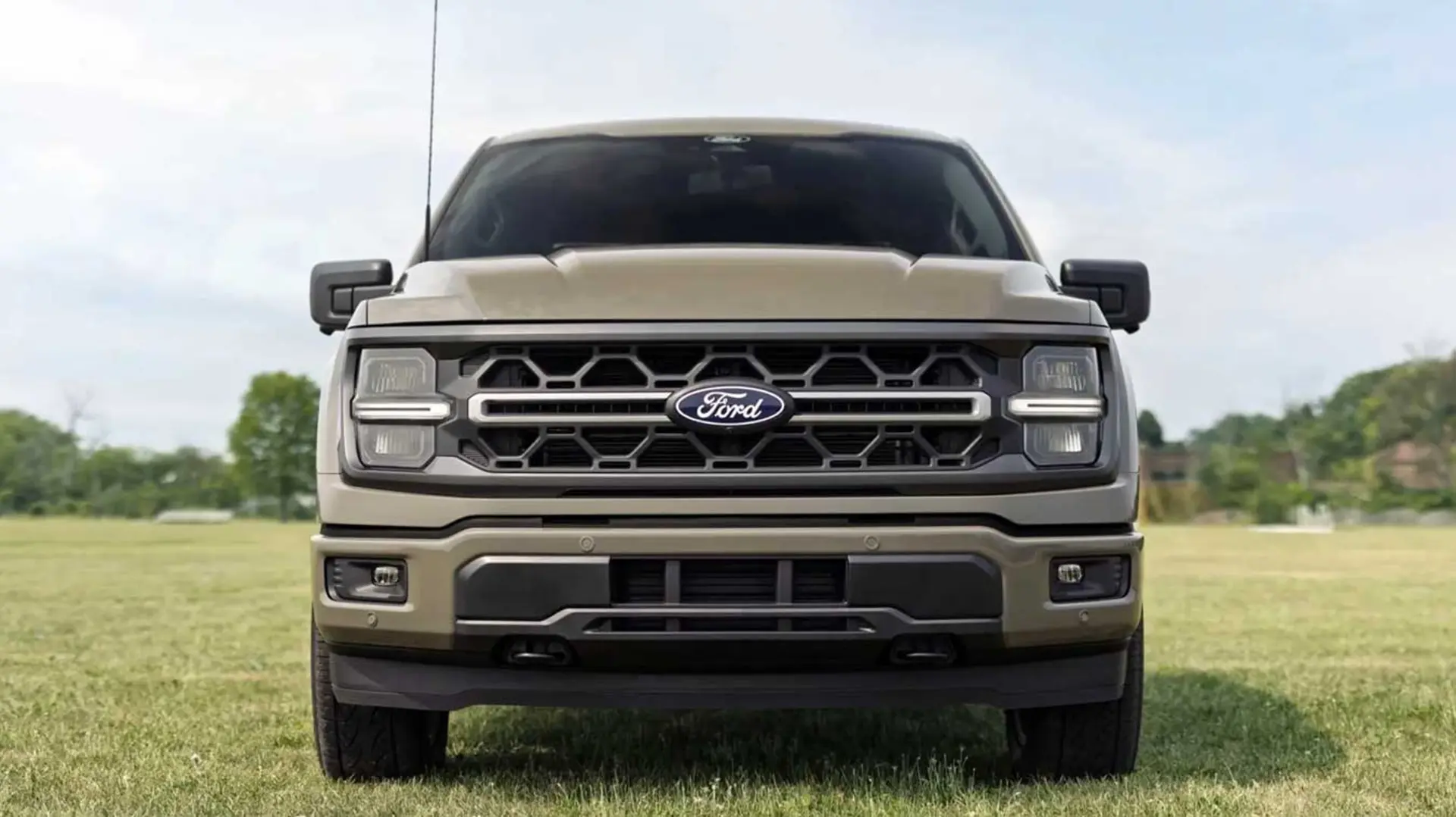 نمای جلو فورد F-150 مدل 2027 