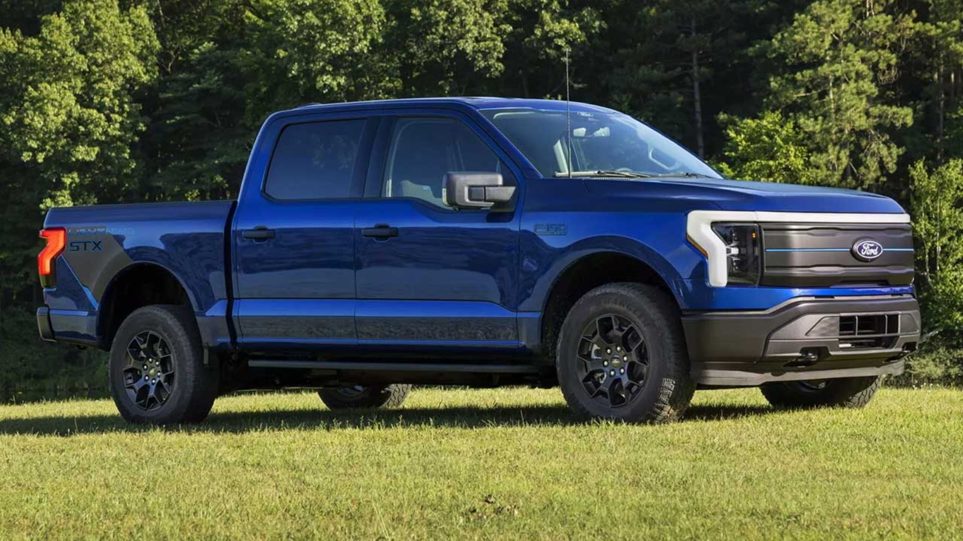 فورد F-150 لایتنینگ STX