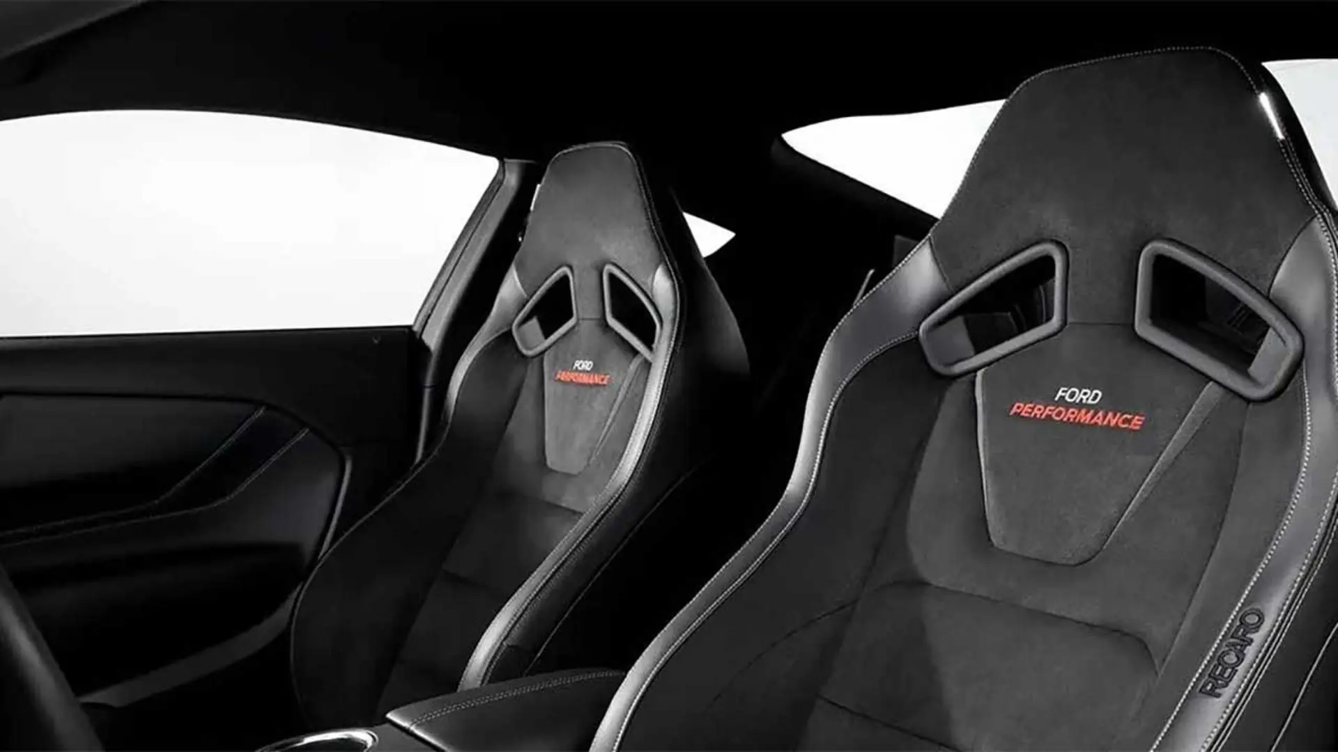 موستانگ GT با کیت سوپرشارژ