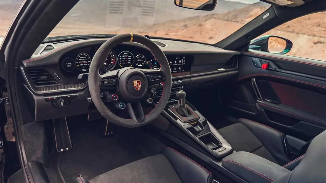رویارویی فورد موستانگ GTD و پورشه 911 GT3 RS