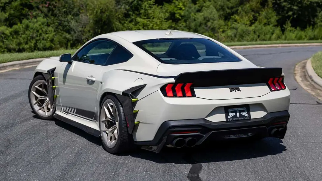 موستانگ RTR اسپک 5 نمای عقب