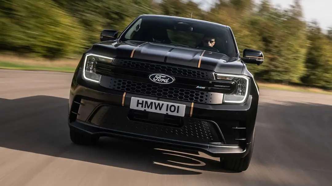وانت فورد رنجر (Ford Ranger) مدل MS-RT چمپیون ادیشن در حال حرکت
