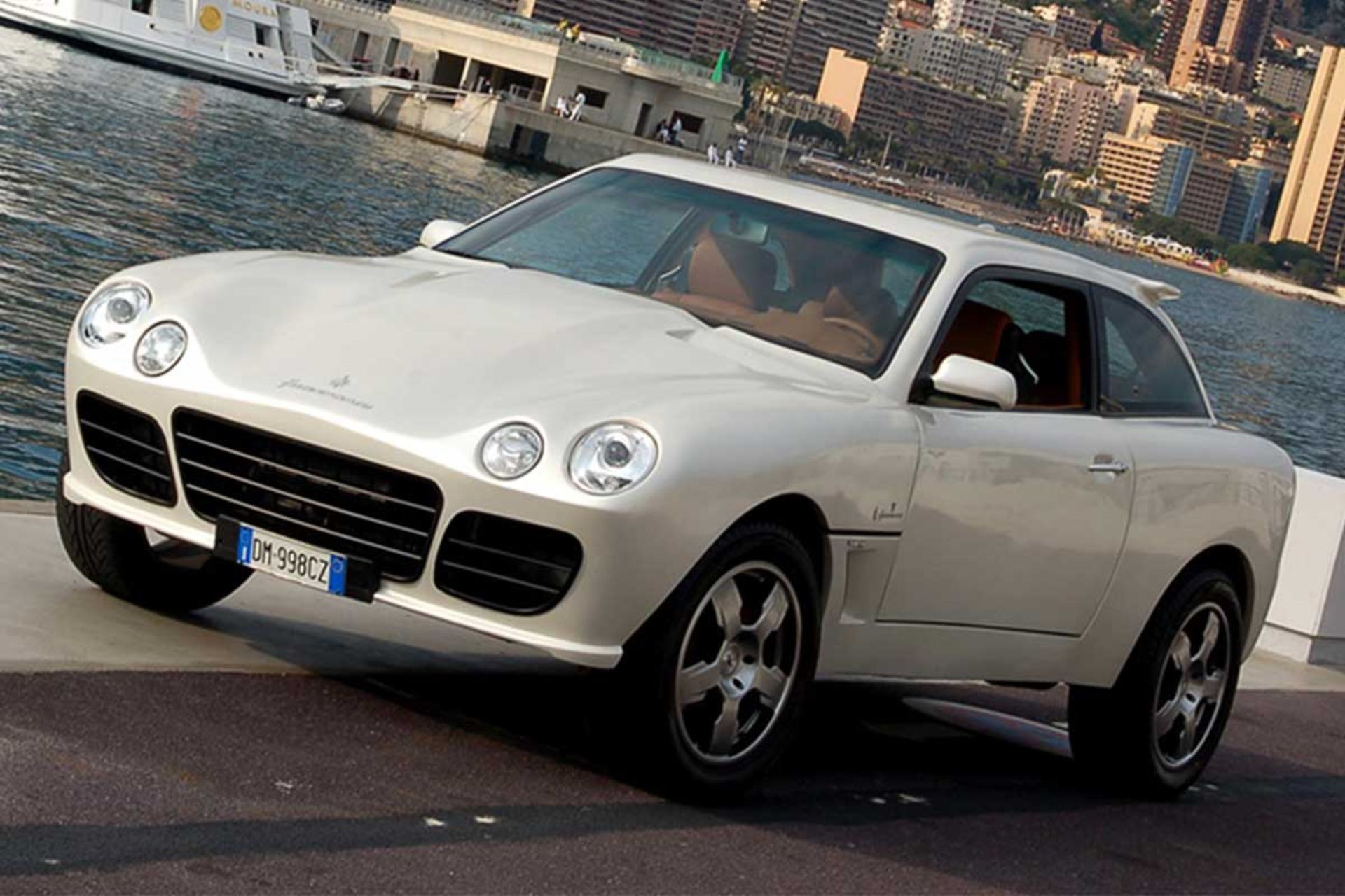 فورناساری RR600