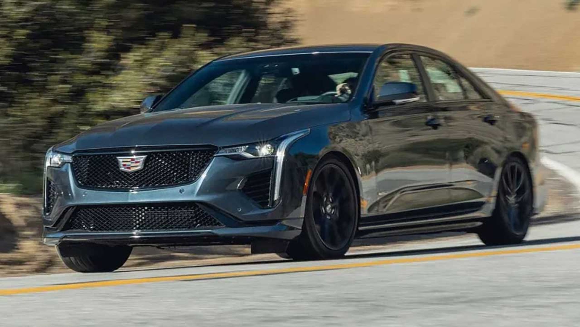 کادیلاک CT4-V