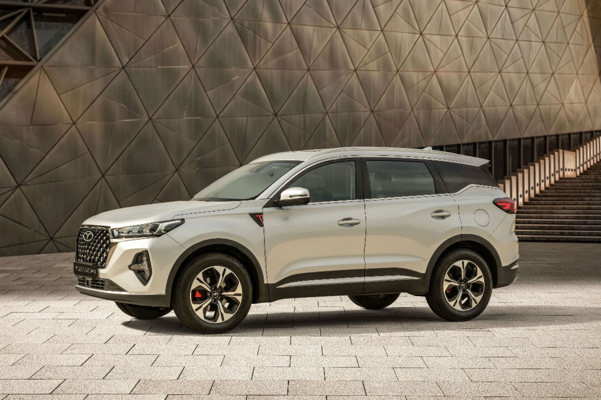 فونیکس تیگو 7 F7