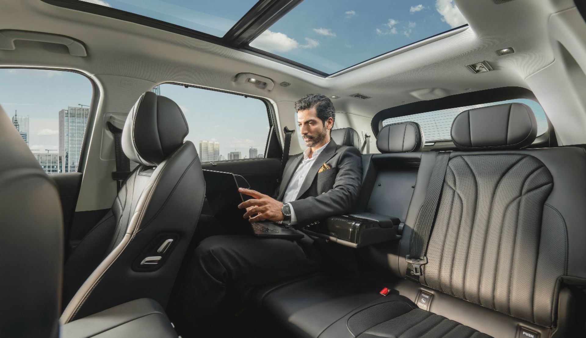 تجربه مشتریان فونیکس