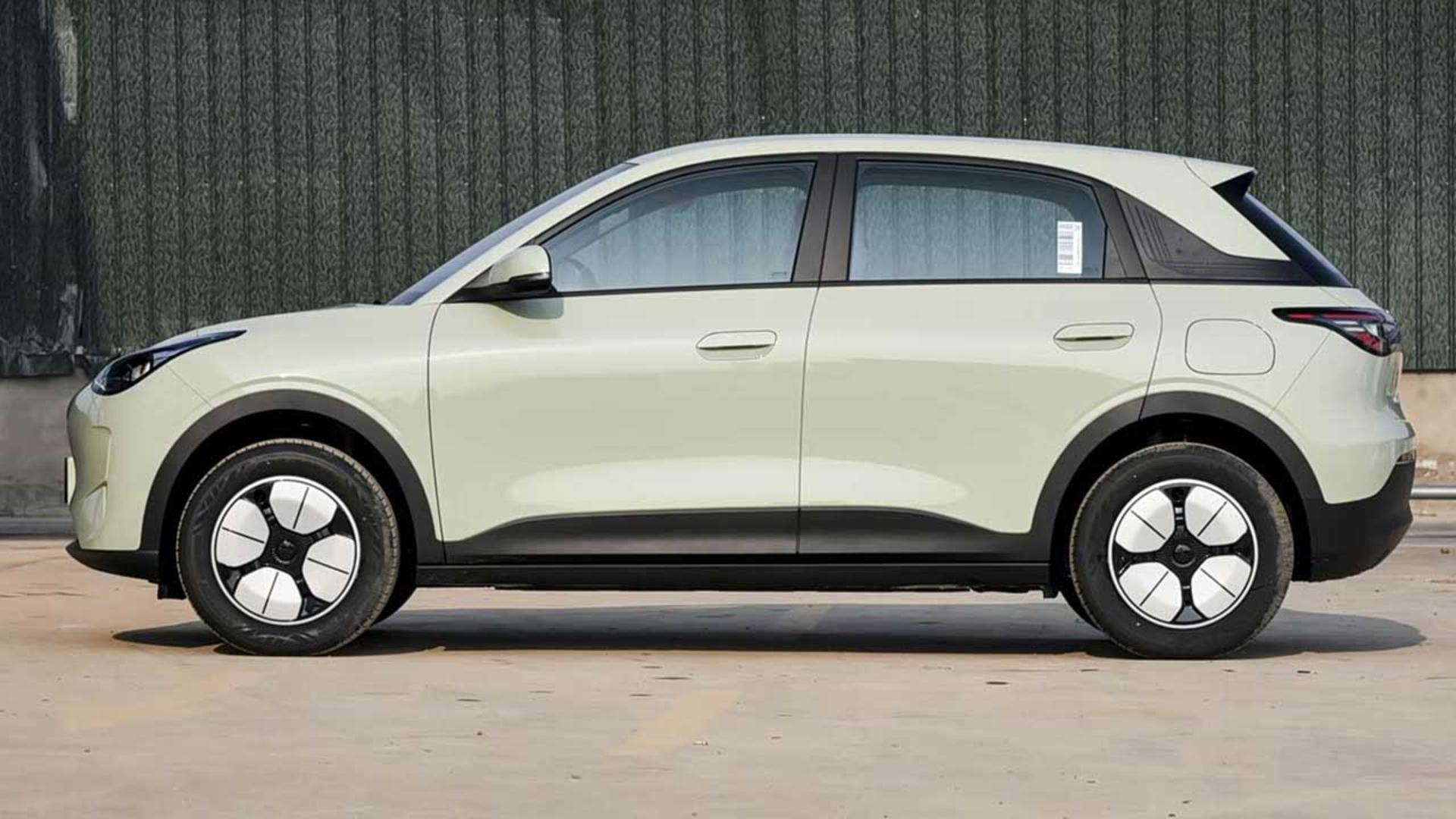 جیلی EX2