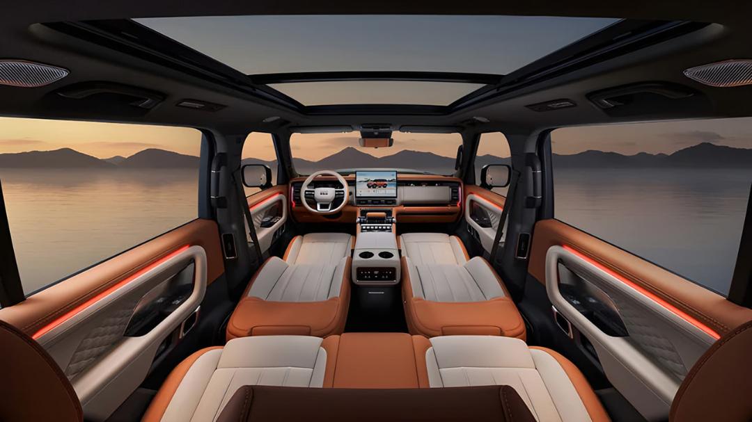 کابین داخلی خودروی جیلی گلکسی ۷۰۰ (Geely Galaxy 700) با سقف پانوراما
