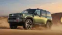 خودرو جیلی گلکسی ۷۰۰ (Geely Galaxy 700) در حال حرکت در میان شن‌های بیابان