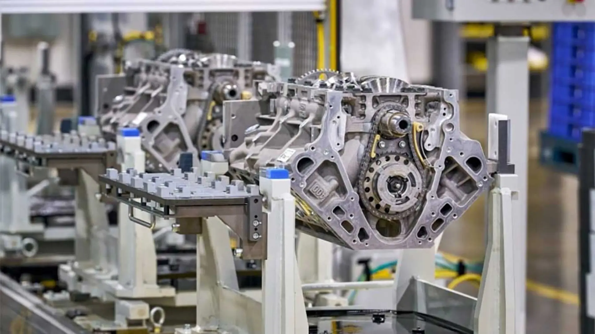 خط تولید موتور V8 جدید جنرال موتوز